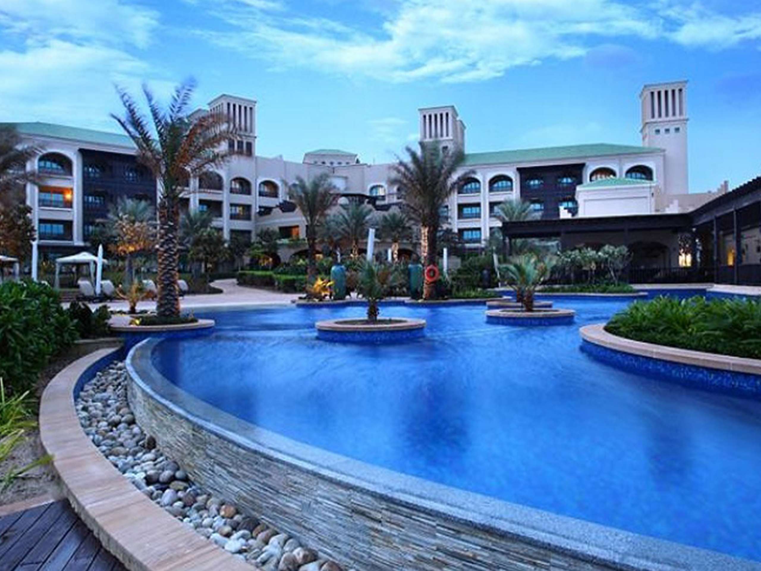Zodiac pools Dubai